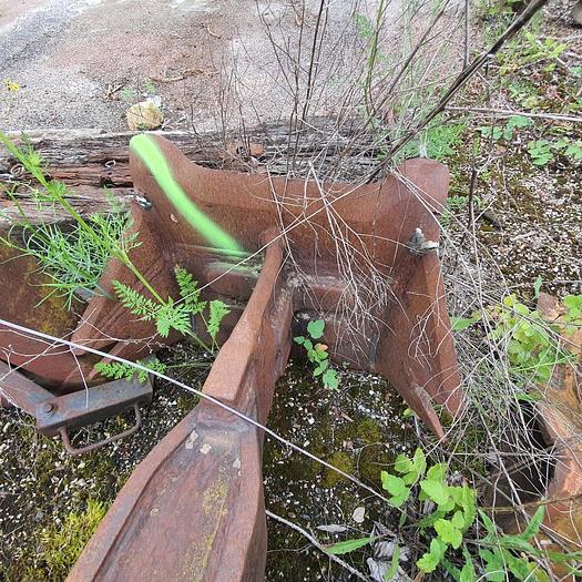 D'occasion Dent à dessoucher pour pelle de 15-25 tonnes