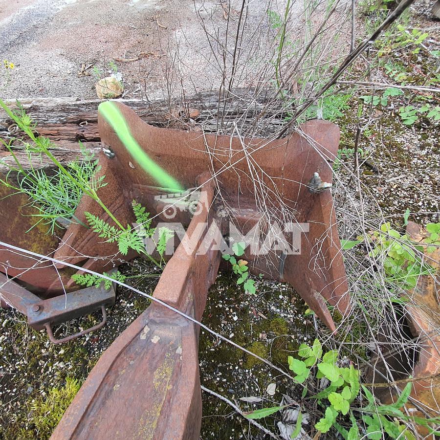 D'occasion Dent à dessoucher pour pelle de 15-25 tonnes