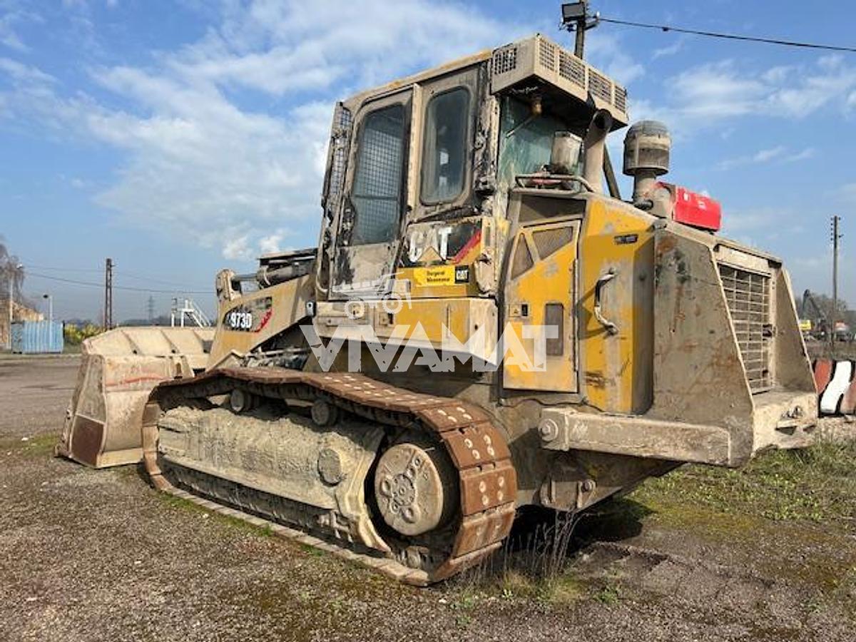 Used 2013 CATERPILLAR 973D