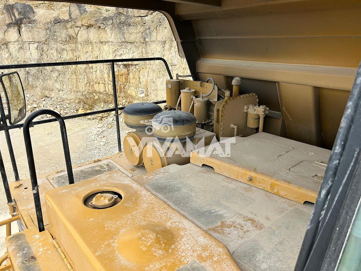 Used Caterpillar 771D