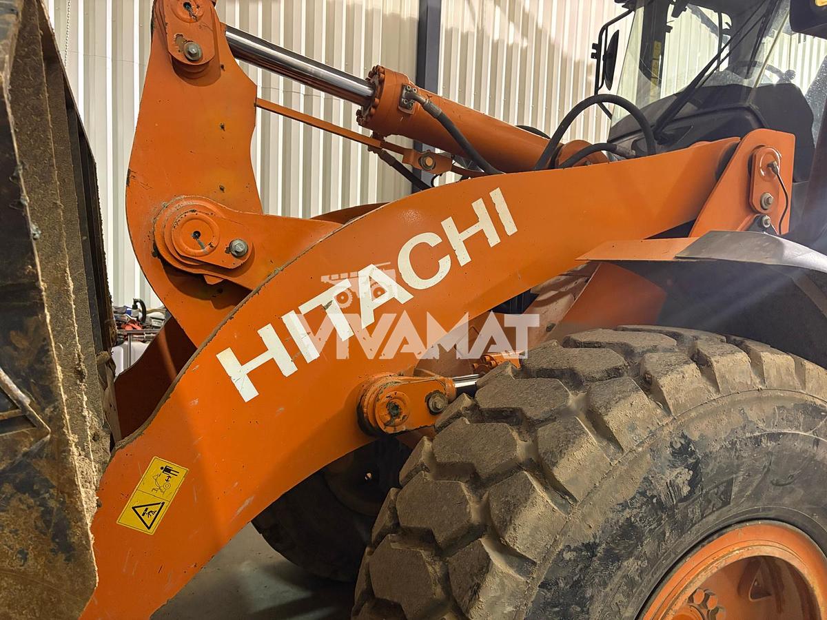 Used 2017 Hitachi ZW180