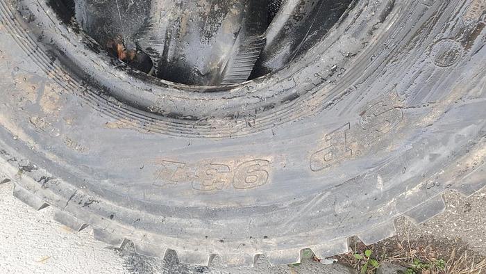 Used DUNLOP SP931 -12.00R20