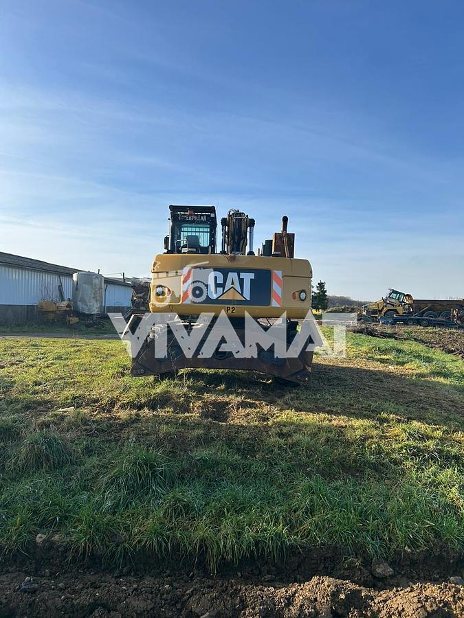 Used Caterpillar M322D VAH