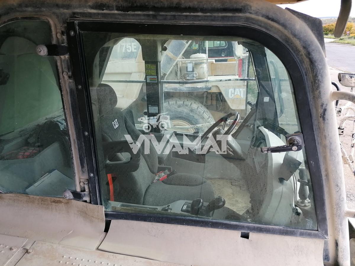 Used 2009 Caterpillar 775F