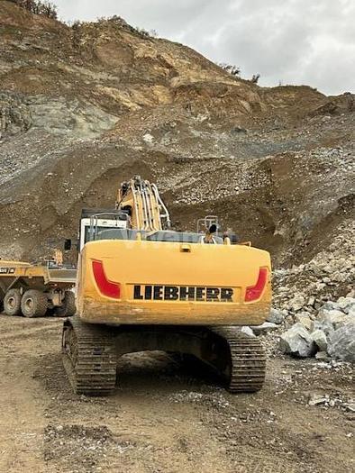 D'occasion Liebherr R946 LC