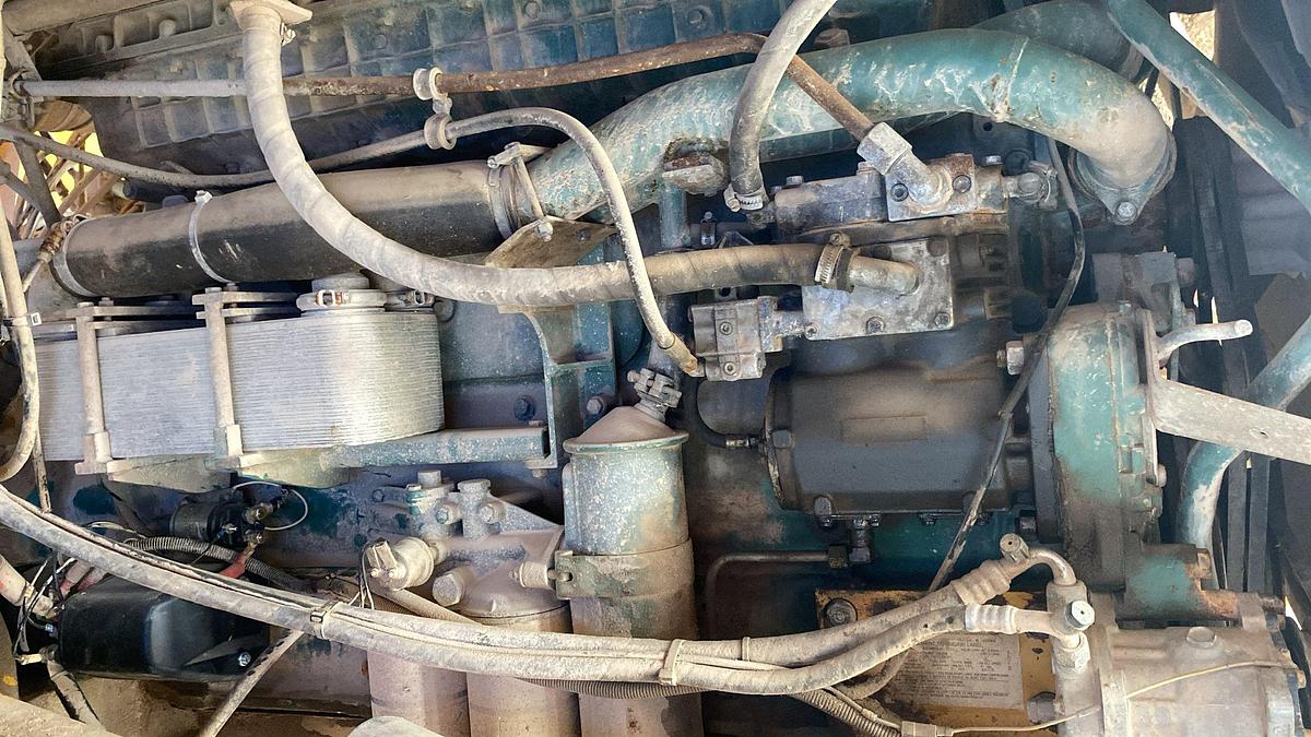 D'occasion MOTEUR VOLVO TD122KFE sur EUCLID R32