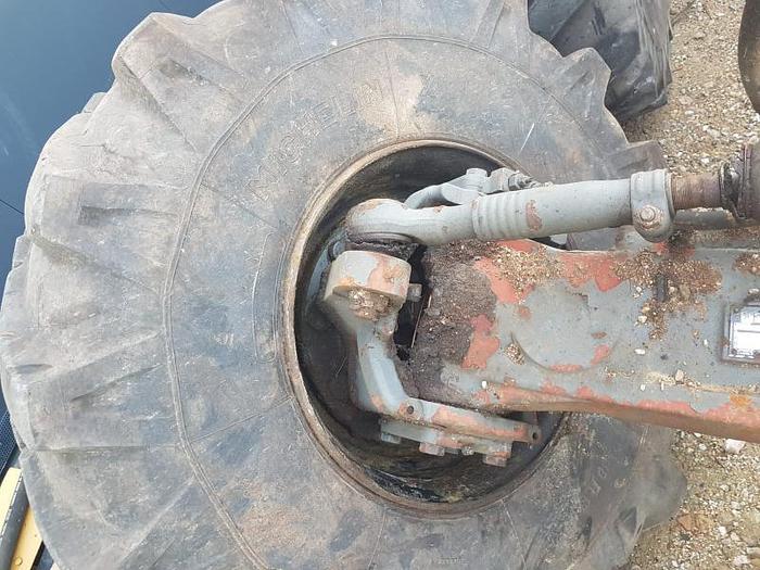 D'occasion 3 jantes LIEBHERR A914 avec pneus MICHELIN 18R19.5XF