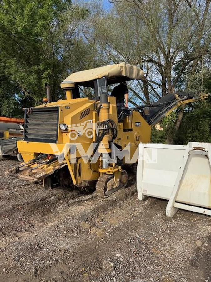Used 2011 Caterpillar PM102