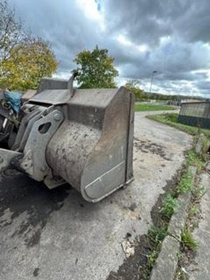 Used 2016 Volvo L150H