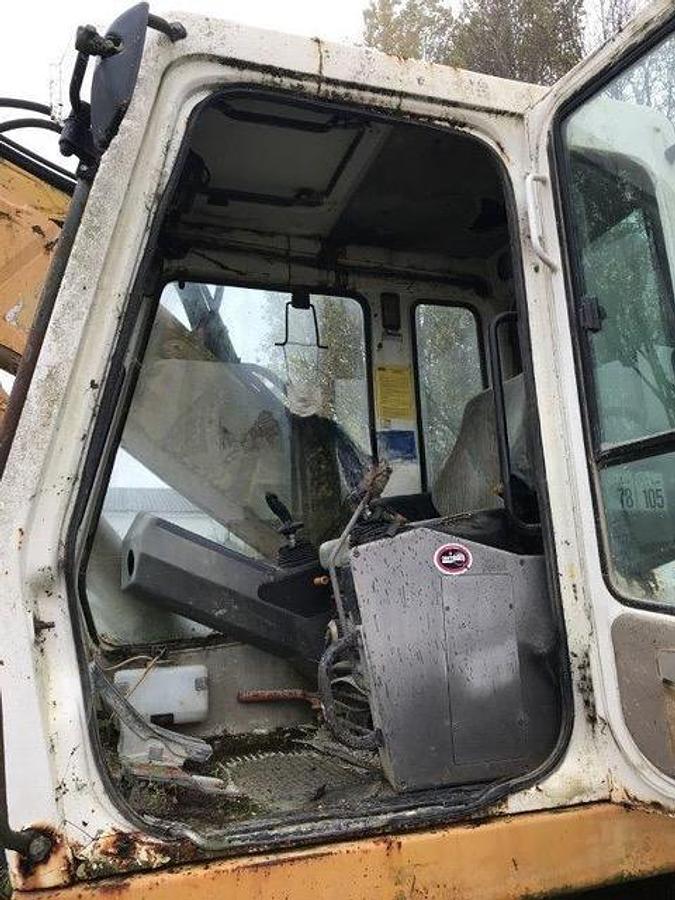 D'occasion 1994 LIEBHERR R912