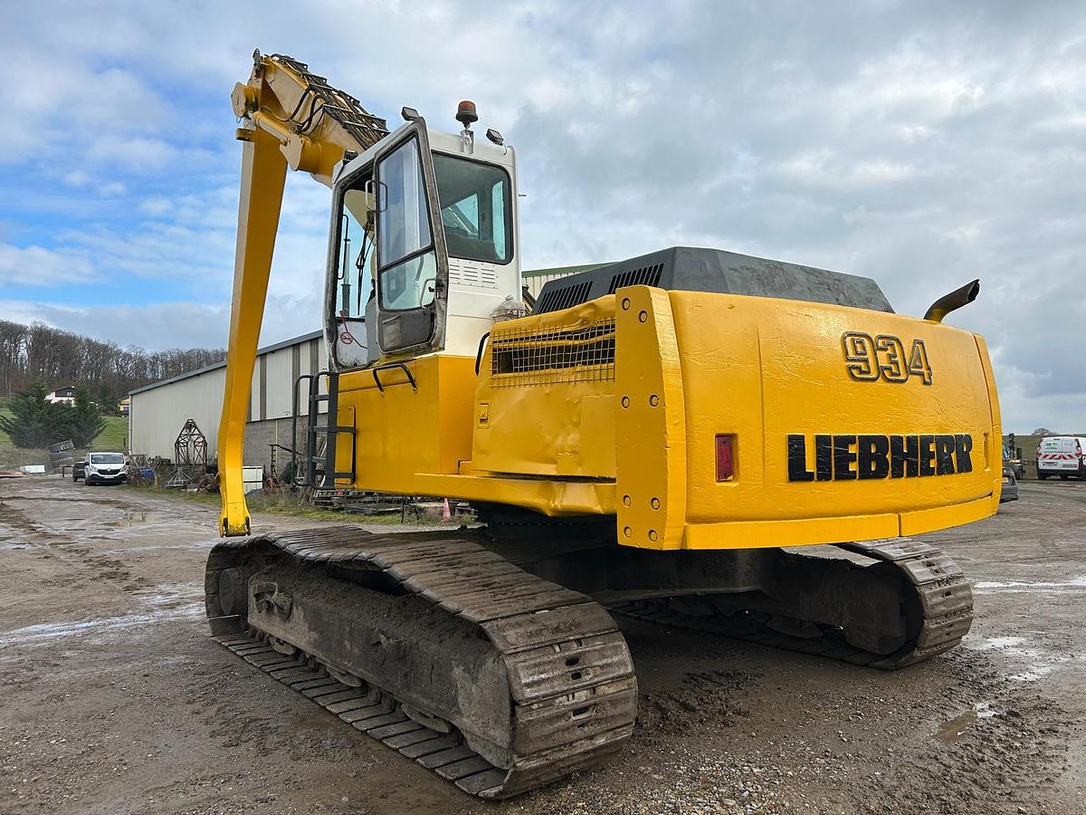 Used Liebherr R934B EW