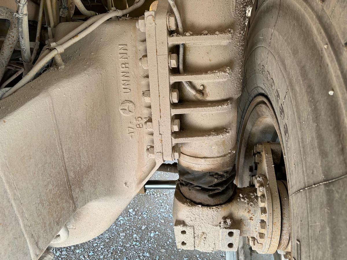 D'occasion Tombereau rigide CAT 771D 2002 34700hrs