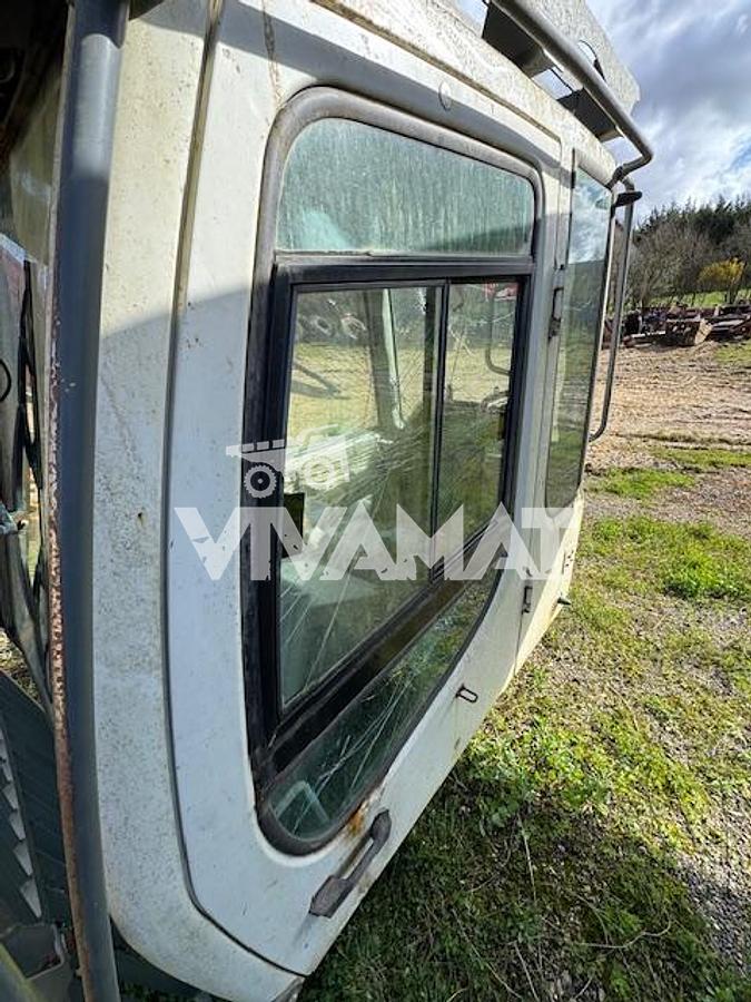 Used 2013 LIEBHERR R964C HDSL