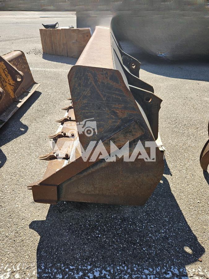 Used Caterpillar CAT 428d -