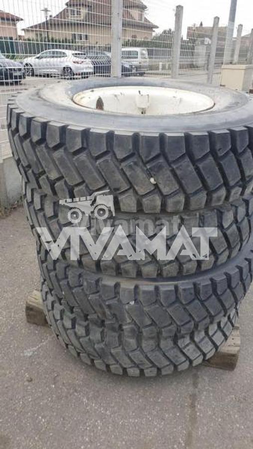 Used DUNLOP SP931 -12.00R20