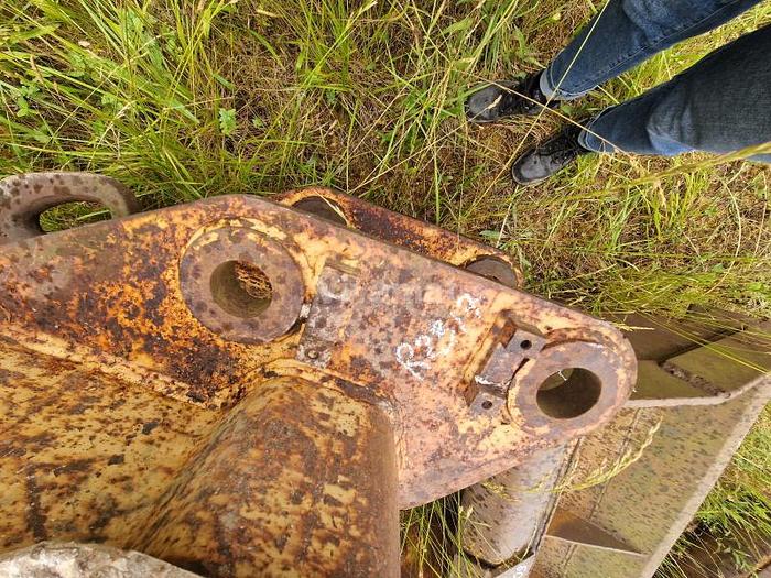 D'occasion Godet de terrassement ESCO de largeur 98cm sur Liebherr 912 Attache Geith QH80H