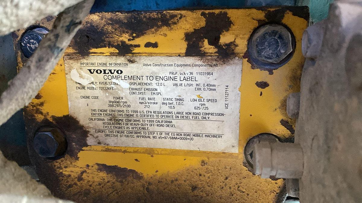 D'occasion MOTEUR VOLVO TD122KFE sur EUCLID R32