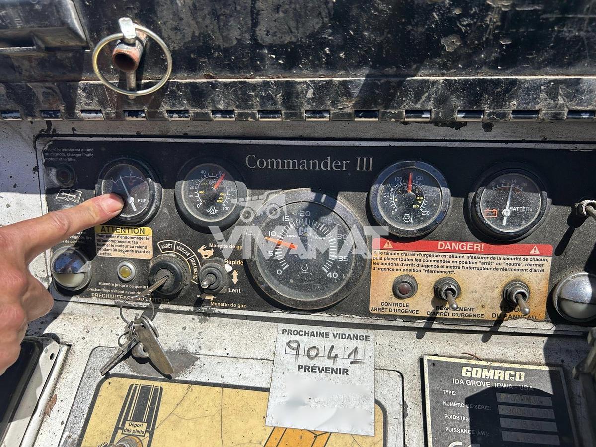 Used 2009 Gomaco Commander III