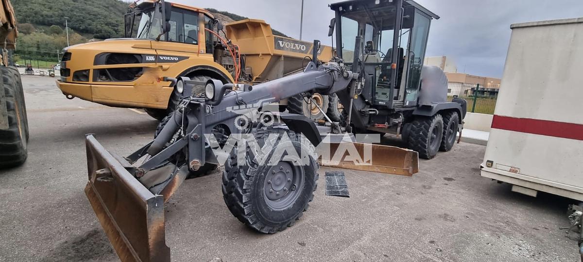 Used 2008 New Holland F 106.6