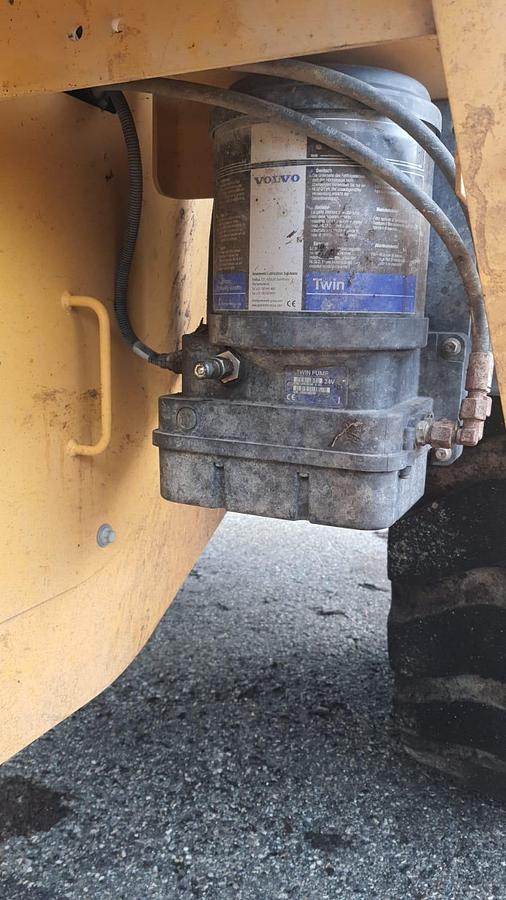 Used 2020 Volvo L90H