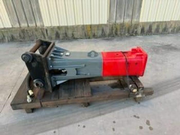 D'occasion Brise roche hydraulique WIMMER WH12, attache Liebherr SW48