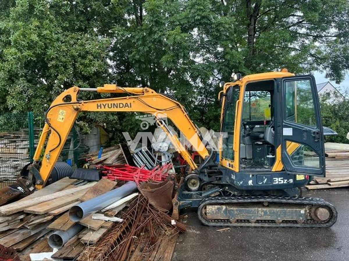 Used 2017 Hyundai Robex 35Z-9