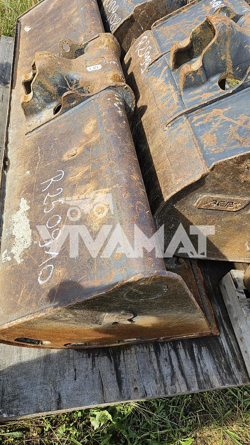 D'occasion Godet de curage MORIN M3 de largeur 170cm