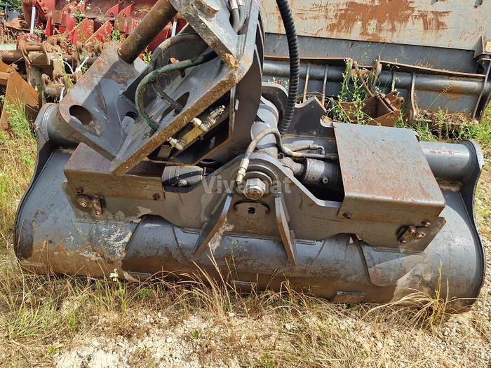 D'occasion Godet orientable de largeur 200cm de 2019 Attache automatique Liebherr SW48