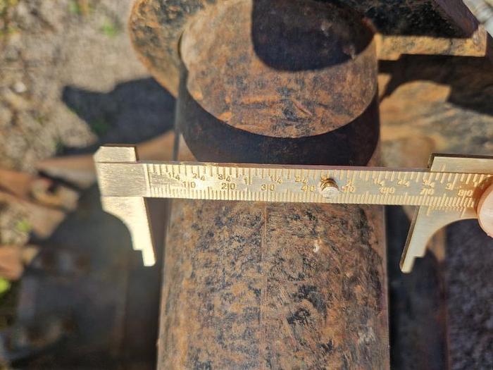 D'occasion Godet de terrassement de largeur 30cm Attache à Axe de 70/35mm