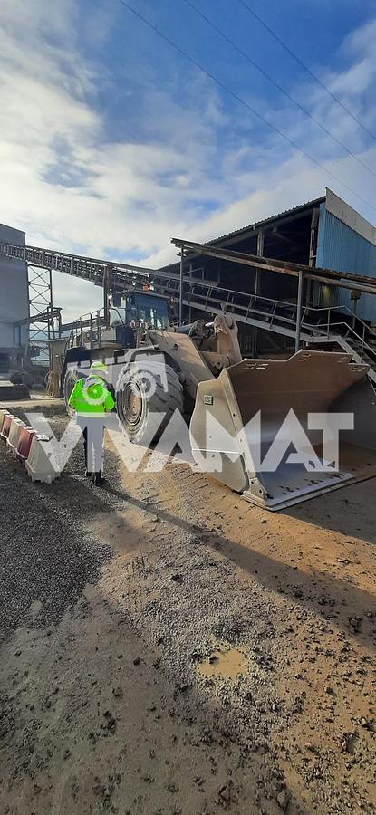 Used 2015 CATERPILLAR 988K