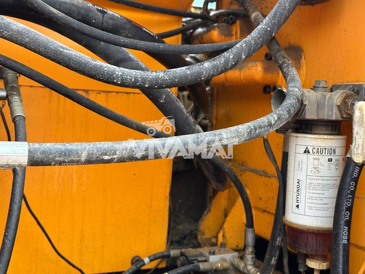 D'occasion Pelle sur chenille Hyundai Robex R320 LC7