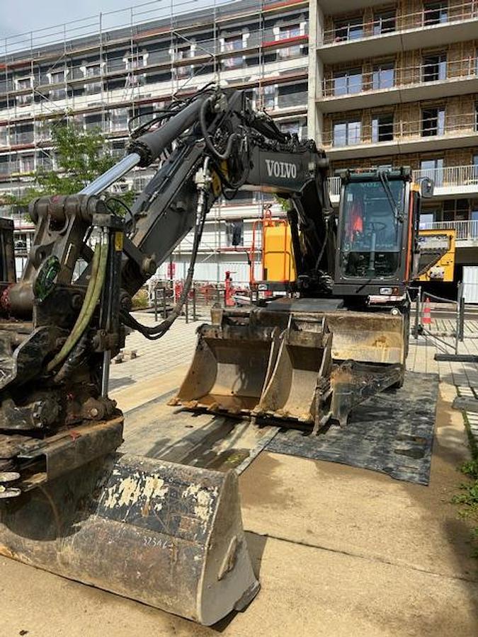 Used 2019 Volvo EWR150E