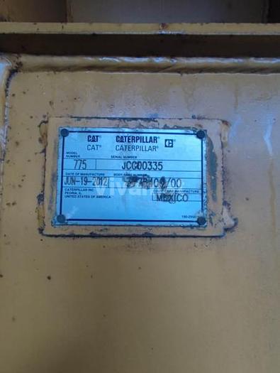 D'occasion BENNE CAT 775G 775G