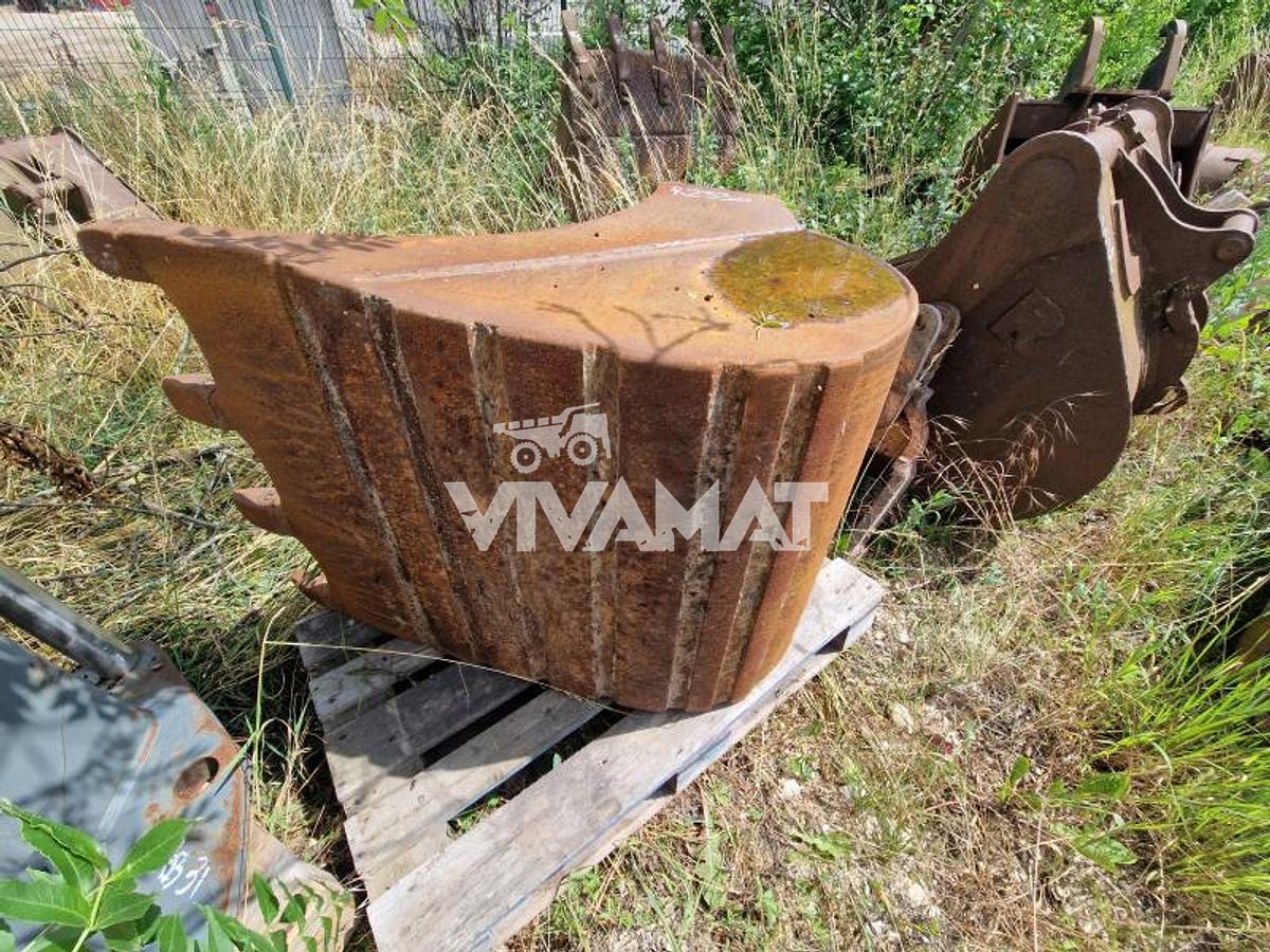 Used LIEBHERR SWA33 -