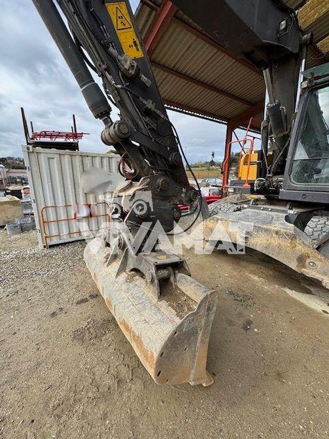 Used 2016 VOLVO EW160E