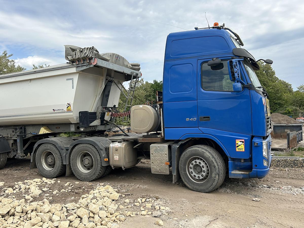 Used 2010 Volvo FH540