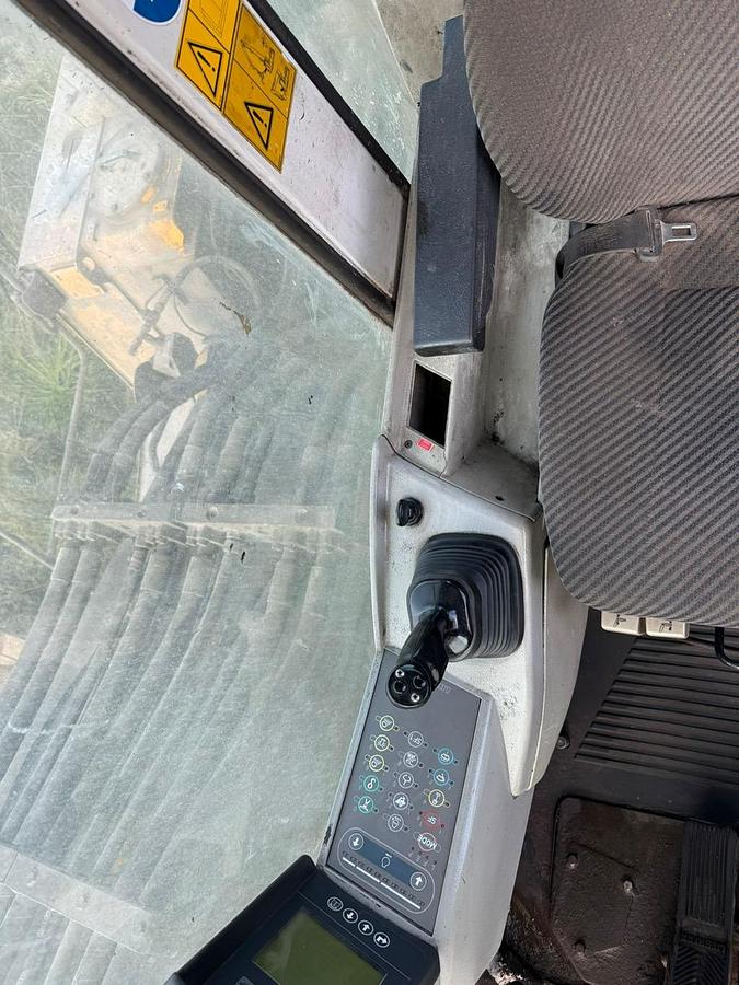 Used Liebherr R934B EW