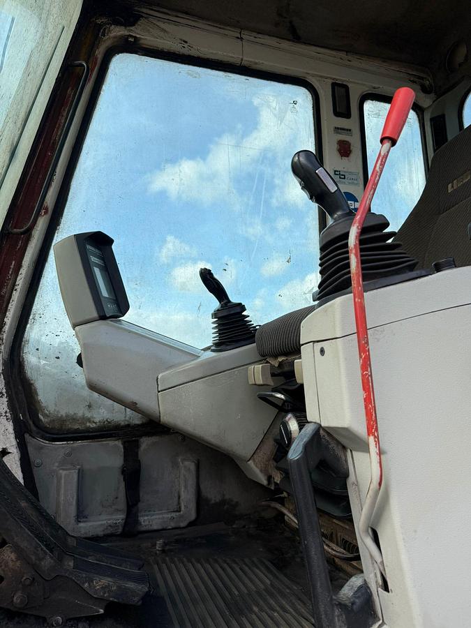 Used Liebherr R934B EW