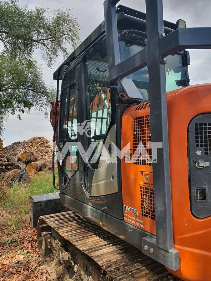 Used 2021 Hitachi ZX135US-6