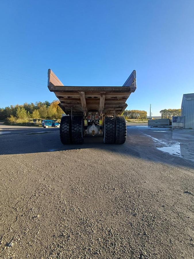 Used 2009 Caterpillar 775F