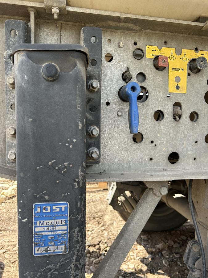 Used Schmitz trailer