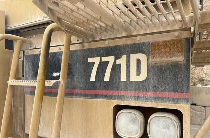 D'occasion Caterpillar 771D