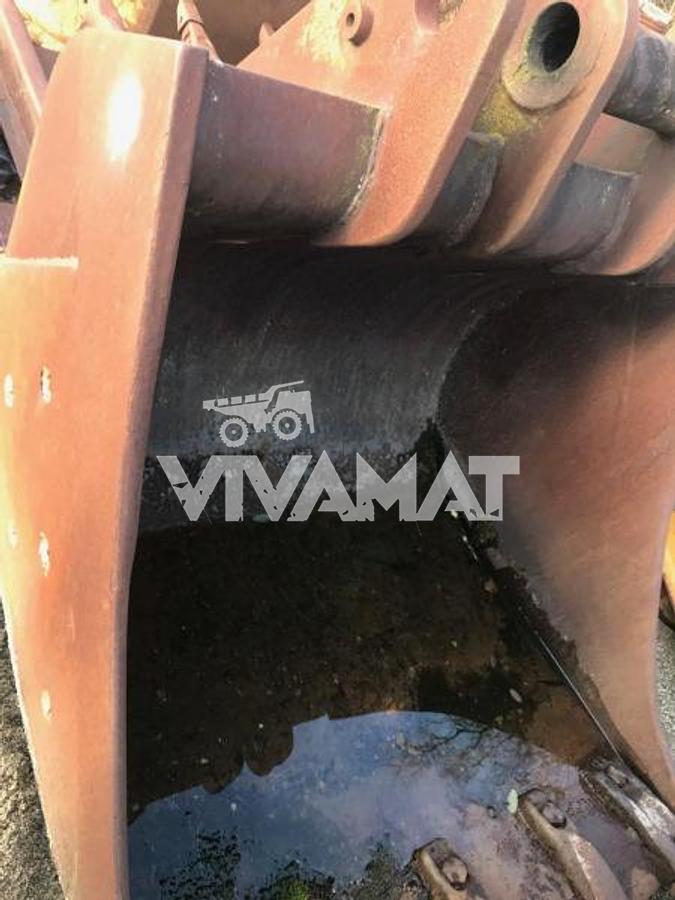 Used Godet de terrassement godet de terrassement -