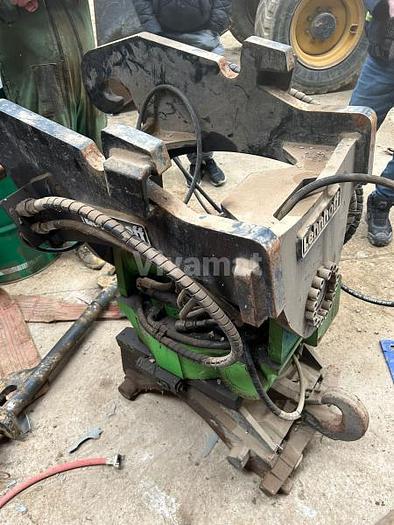 D'occasion Tête rotative TR150 Rototilt 07/2018 montée avec platine VERACHTERT CW20S-H.4.N.