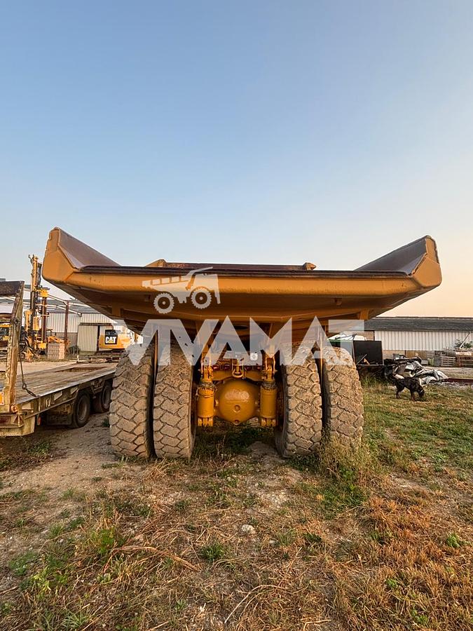 Used 1997 CATERPILLAR 769D