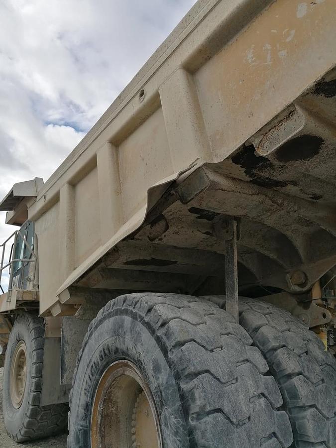 Used 2009 Caterpillar 775F