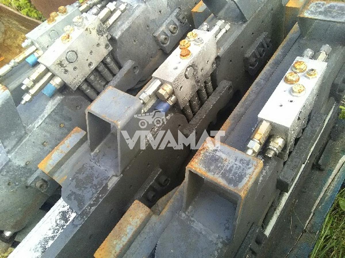 D'occasion Pince à Fourches - Déplacement latéral Silver Line by BOLZONI Modèle LC22 H6A-EU