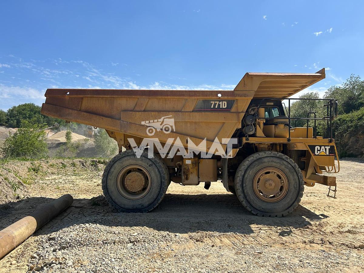 Used Caterpillar 771D