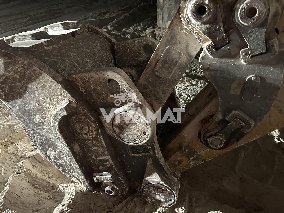 Used 2015 Liebherr R 944 C