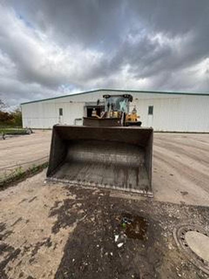 Used 2016 Volvo L150H